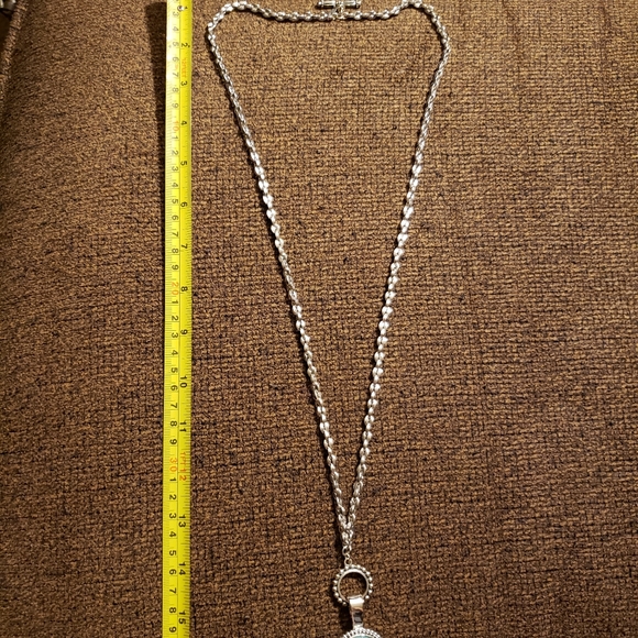 Beautiful necklace, like new! - Picture 6 of 7